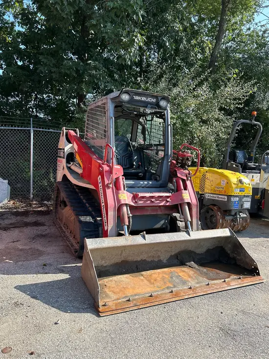 2021 Takeuchi TL12R2-CR Track Loader