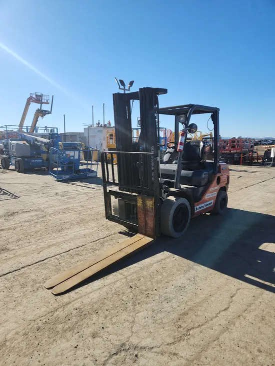 2017 Toyota 8FDU30 Warehouse Forklift
