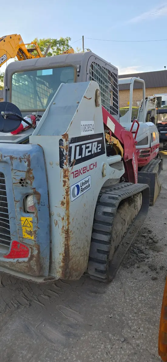 2018 Takeuchi TL12R2-CR Track Loader