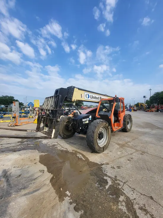 2016 JLG 642 Forklift