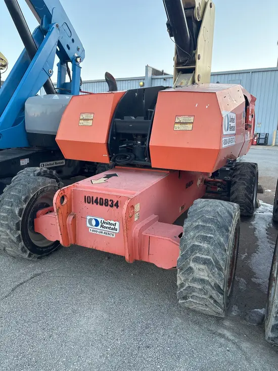 2013 JLG 800S Boom Lift