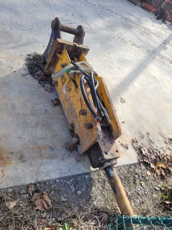 2017 SOOSAN CB500 Attachment
