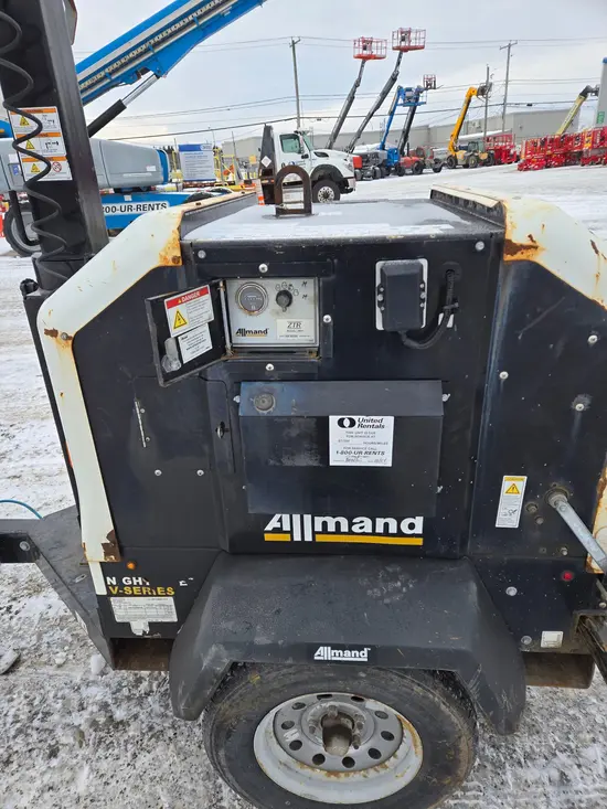 2017 Allmand NIGHT-LITE PRO Portable Light Tower
