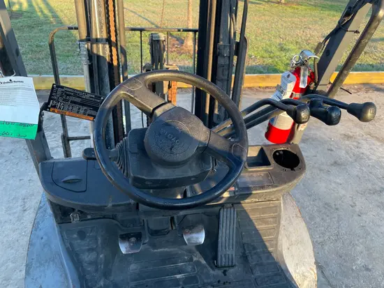 2019 Toyota 8FGU25 Warehouse Forklift