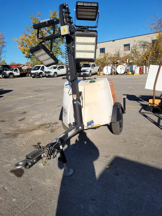 2020 Magnum Pro MLT6SMD Portable Light Tower