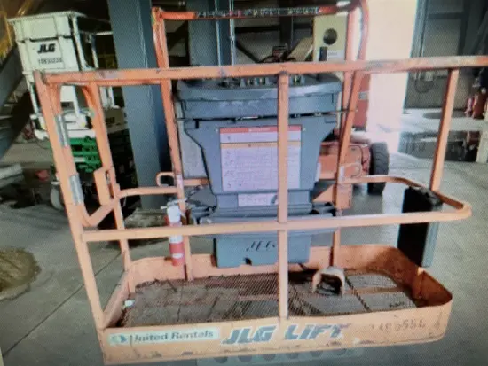 2016 JLG E450AJ Articulating Boom Lift