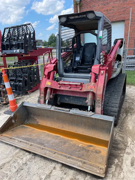 2019 Takeuchi TL12R2-R Track Loader