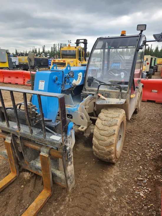 2018 Genie GTH-5519 Forklift
