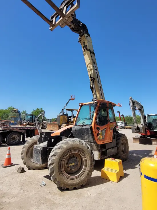 2018 JLG 1644 Forklift