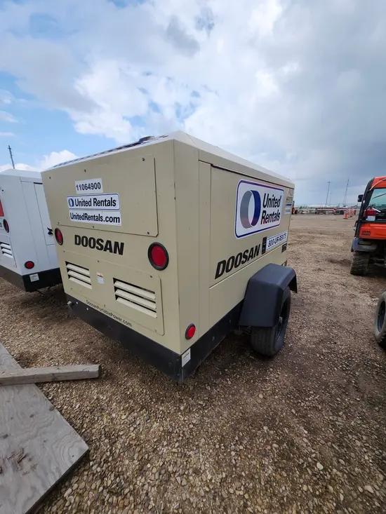 2020 Doosan P425/HP375WCUT4 Air Compressor