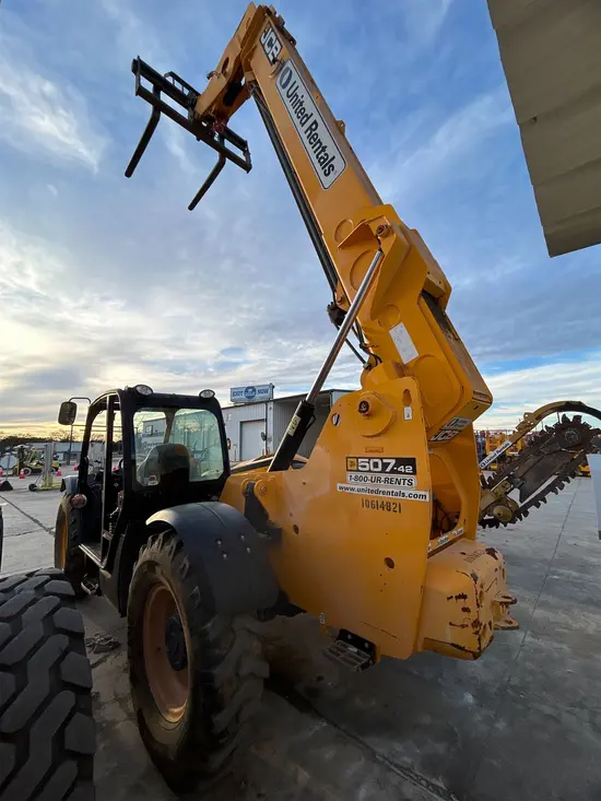2017 JCB 507-42 Forklift