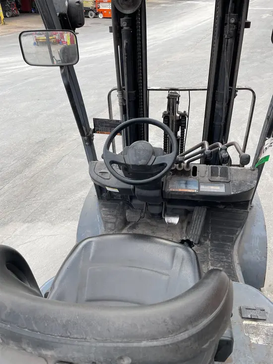 2018 Toyota 8FGU25 Warehouse Forklift