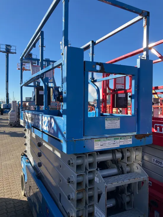 2017 Genie GS-3232 Scissor Lift