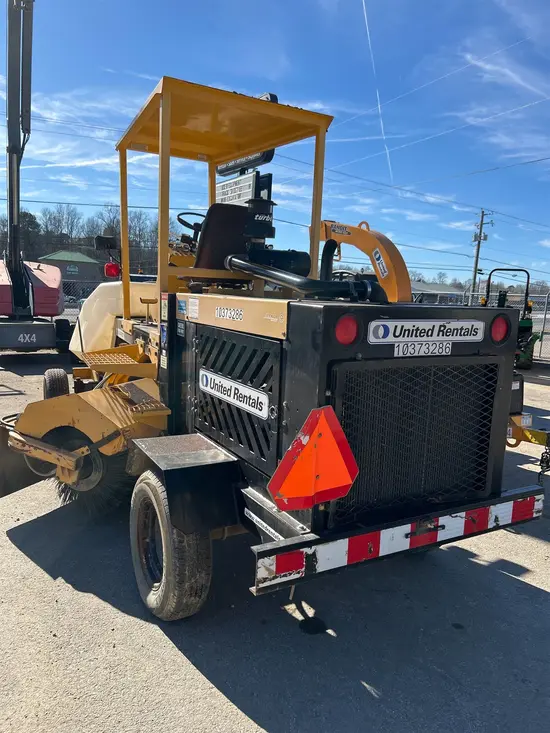 2015 LayMor SM400 Sweeper