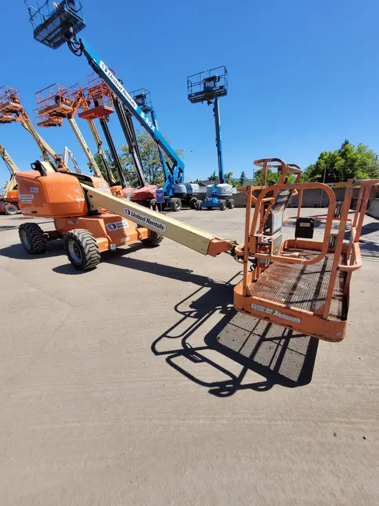 2017 JLG 400S Boom Lift