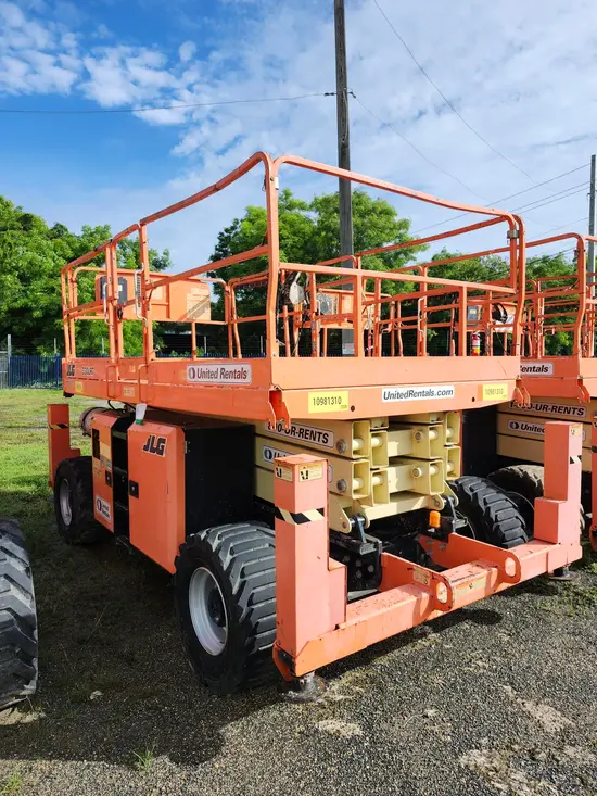 2019 JLG 330LRT Rough Terrain Scissor Lift