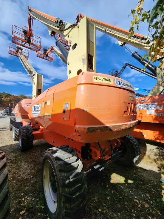 2017 JLG 860SJ Boom Lift