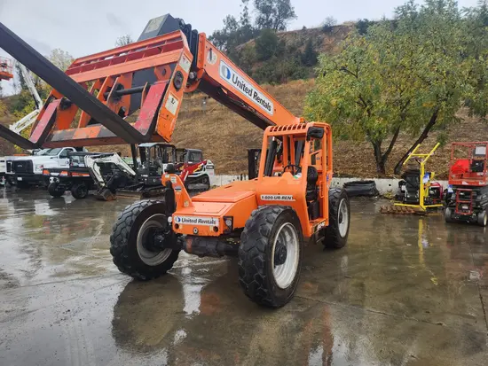 2017 JLG 8042 S Forklift