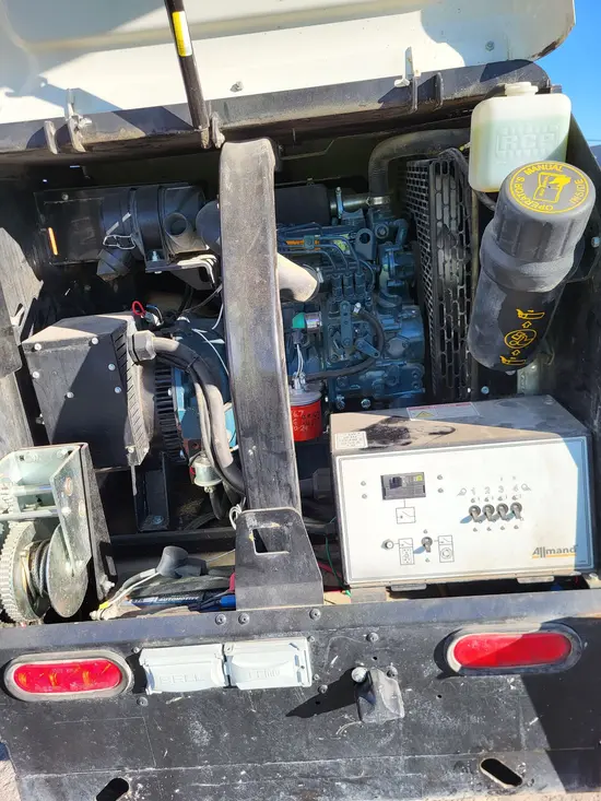 2017 Allmand NL5000 Portable Light Tower