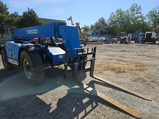 2015 Genie GTH-844 Forklift