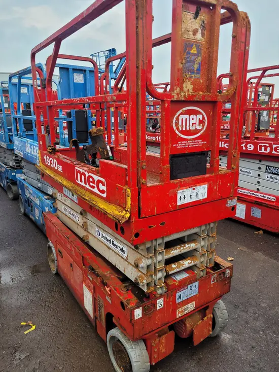 2017 MEC 1930SE Scissor Lift