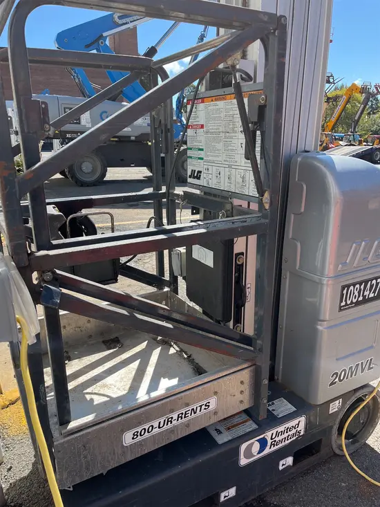 2018 JLG 20MVL Self-Propelled One-Person Lift