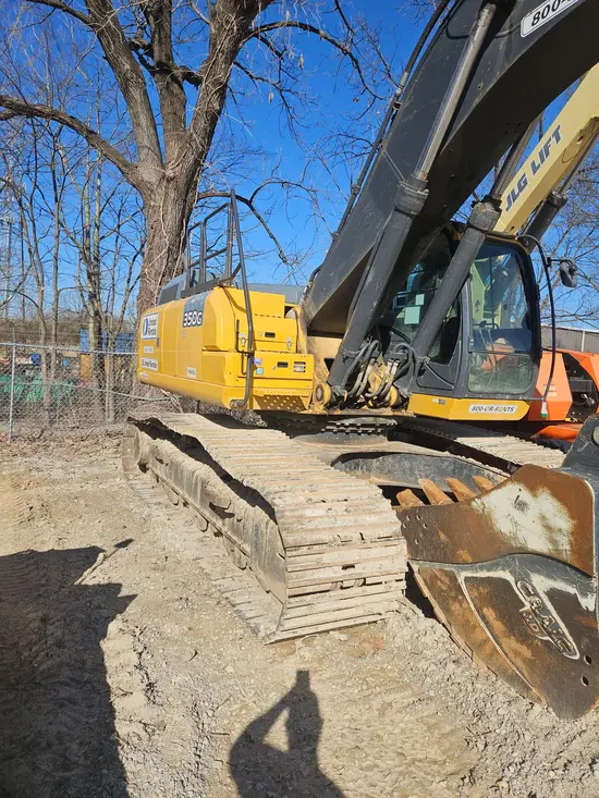2019 John Deere 350G Excavator