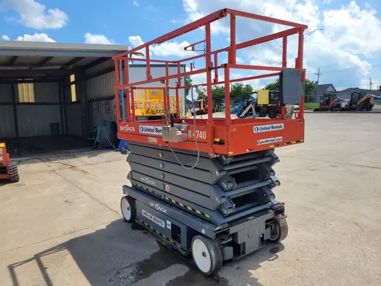 2017 Skyjack SJIII4740 Scissor Lift