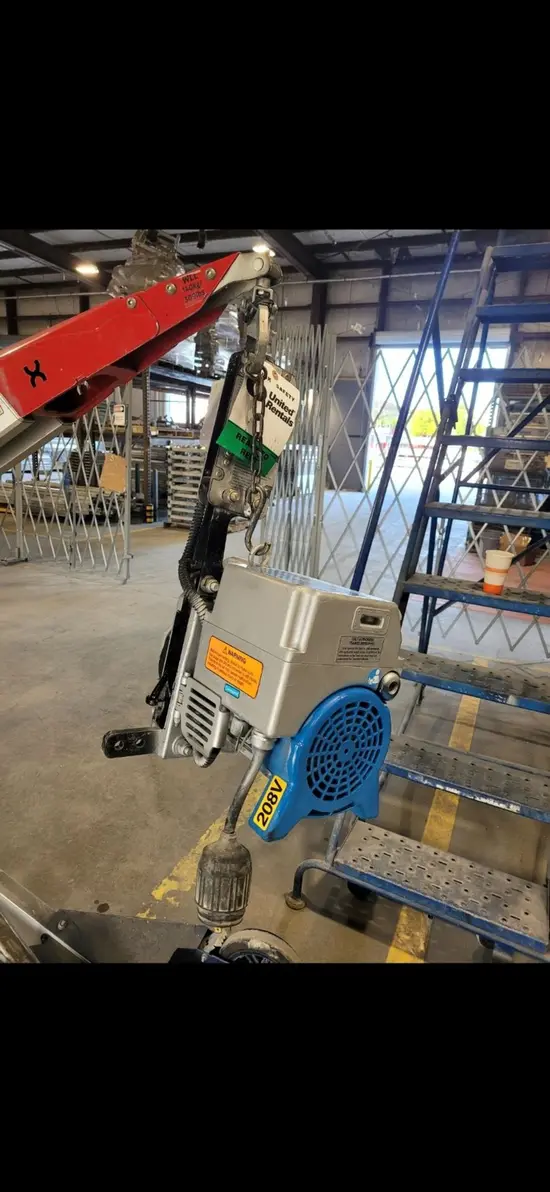2021 BISOMAC 308-1000L Hoist