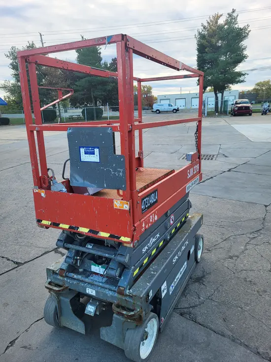 2017 Skyjack SJIII3219 Scissor Lift