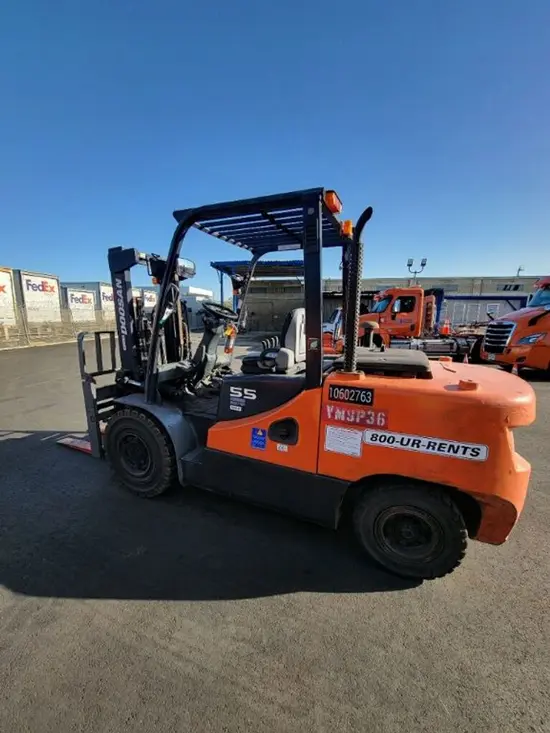 2017 Doosan D55C-7 Warehouse Forklift