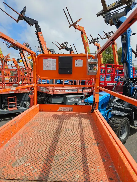 2018 Snorkel S4726E Scissor Lift