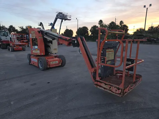 2016 JLG E300AJP Articulating Boom Lift