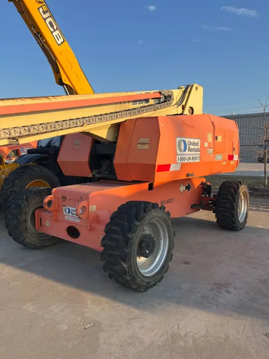 2014 JLG 800S Boom Lift