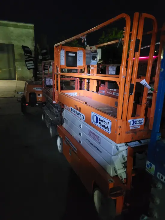 2018 Snorkel S3226E Scissor Lift