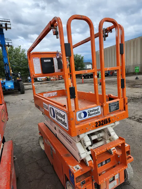 2019 Snorkel S3219E Scissor Lift