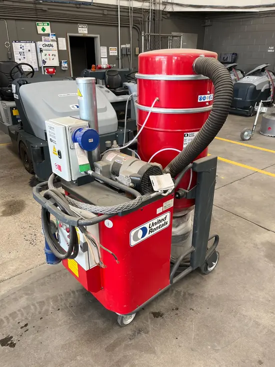 2022 Husqvarna BDC-33-230V Vacuum