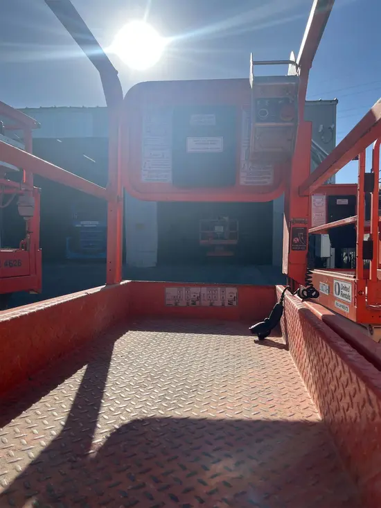 2018 Snorkel S3219E Scissor Lift