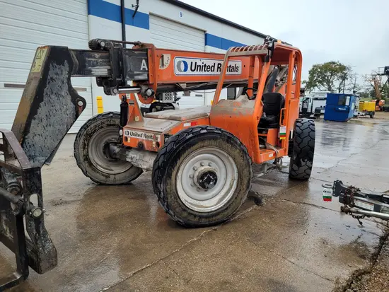 2016 SKYTRAK 8042 Forklift