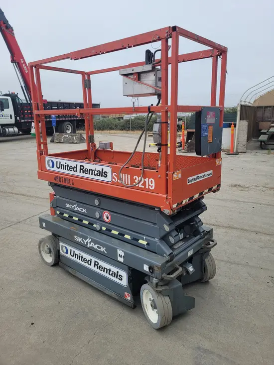 2017 Skyjack SJIII3219 Scissor Lift