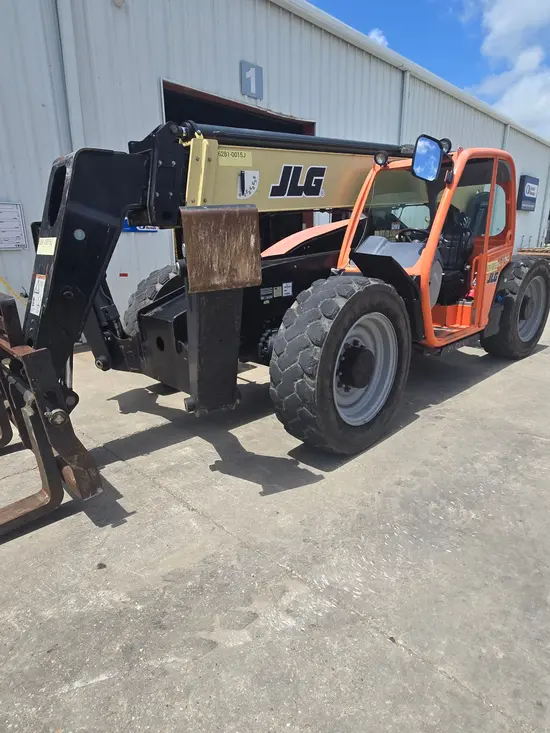 2018 JLG 1043 Forklift