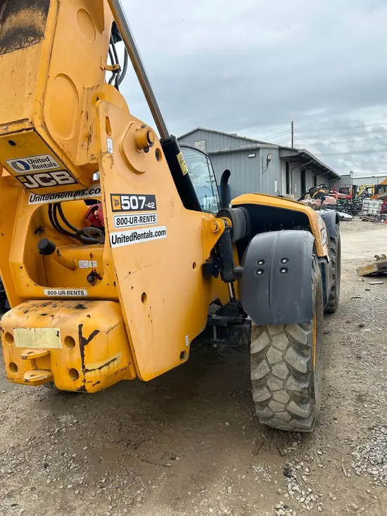 2017 JLG 742 Forklift