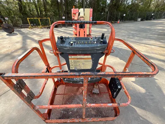 2012 JLG E300AJP Articulating Boom Lift