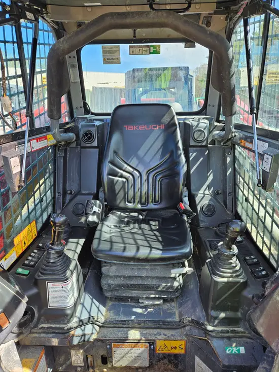 2020 Takeuchi TL12R2-CR Track Loader