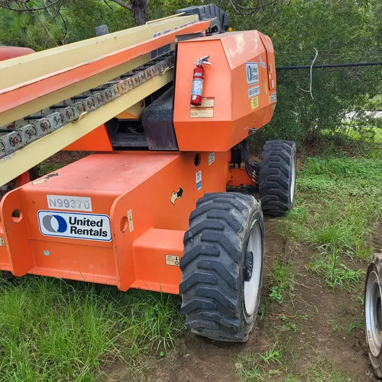 2012 JLG E300AJP Articulating Boom Lift