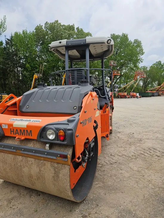 2020 Hamm HD+90iVV Double Drum Roller