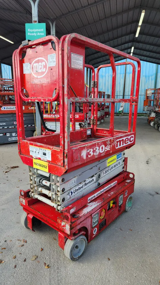2017 MEC 1330SE Scissor Lift