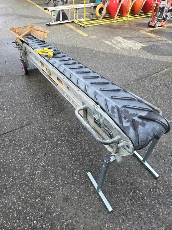 2021 LINKIT LKS300-3.2 Material Lift