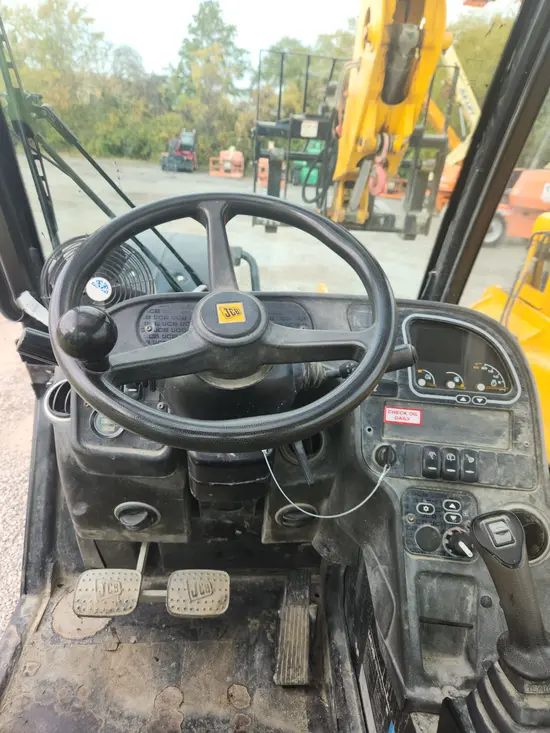 2018 JCB 507-42 Forklift