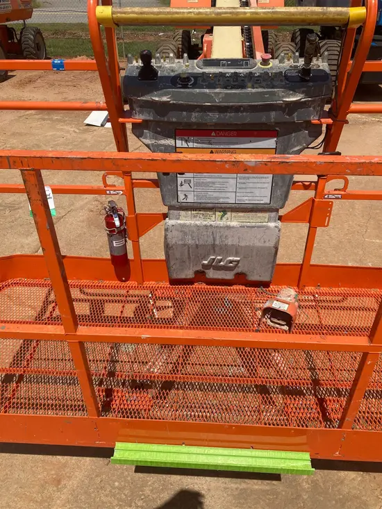2017 JLG 800S Boom Lift